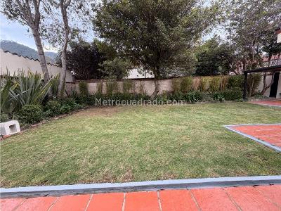 Casa de 4 alcobas en venta en Santa Barbara Alta, Bogotá, 609 m² · foto 7 de 20