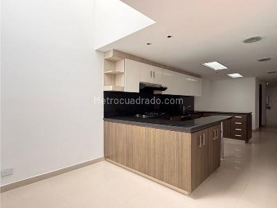 Casa de 4 alcobas en venta en Santa Barbara Alta, Bogotá, 609 m² · foto 11 de 20