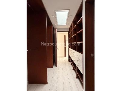 Casa de 4 alcobas en venta en Santa Barbara Alta, Bogotá, 609 m² · foto 14 de 20