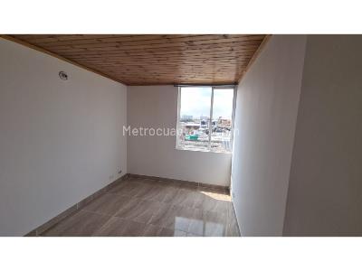 Apartamento de 3 alcobas en venta en Fontibon, Bogotá, 55 m² · foto 12 de 20