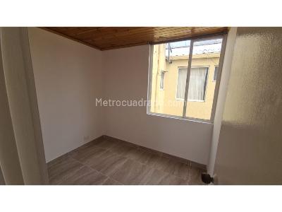 Apartamento de 3 alcobas en venta en Fontibon, Bogotá, 55 m² · foto 14 de 20