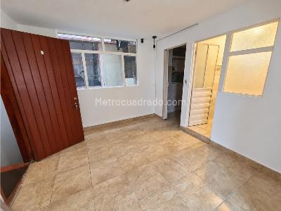 Apartaestudio en arriendo en Fontibon, Bogotá, 30 m² · foto 2 de 20
