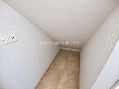 Apartaestudio en arriendo en Fontibon, Bogotá, 30 m² · foto 18 de 20