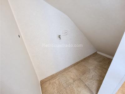 Apartaestudio en arriendo en Fontibon, Bogotá, 30 m² · foto 19 de 20