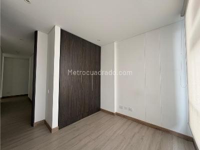 Apartamento en venta en Santa Barbara, Bogotá · foto 7 de 18