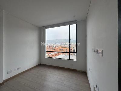 Apartamento en venta en Santa Barbara, Bogotá · foto 8 de 18