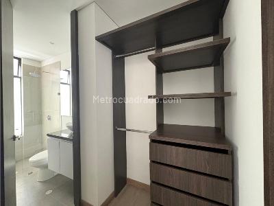 Apartamento en venta en Santa Barbara, Bogotá · foto 13 de 18
