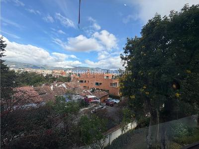 Apartamento de 3 alcobas en venta en Lindaraja, Bogotá, 166 m² · foto 11 de 20