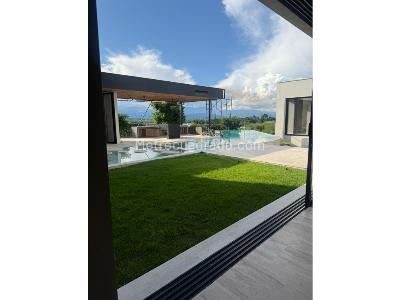 Casa de 4 alcobas en venta en Cerritos, Pereira, 1600 m² · foto 5 de 20