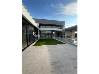 Casa de 4 alcobas en venta en Cerritos, Pereira, 1600 m² · foto 6 de 20