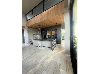 Casa de 4 alcobas en venta en Cerritos, Pereira, 1600 m² · foto 9 de 20