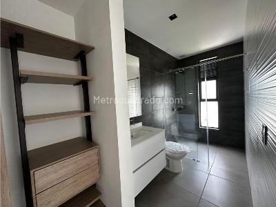 Casa de 3 alcobas en venta en Cerritos, Pereira, 1757 m² · foto 14 de 17