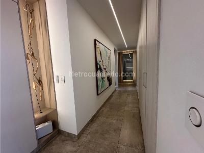 Apartamento de 3 alcobas en venta en Pinares, Pereira, 178 m² · foto 11 de 20