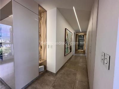 Apartamento de 3 alcobas en venta en Pinares, Pereira, 178 m² · foto 12 de 20