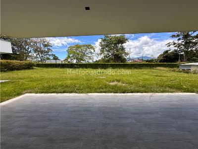 Casa en venta en Cerritos, Pereira · foto 2 de 19