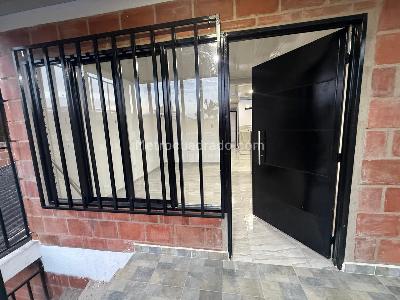 Casa de 5 alcobas en venta en Ciudad Cordoba, Cali, 135 m² · foto 12 de 20