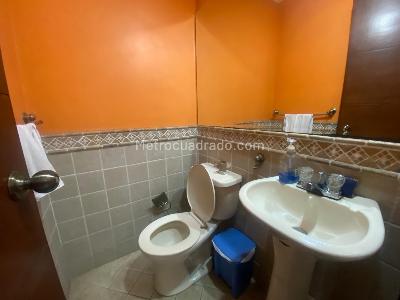 Casa de 4 alcobas en venta en El Lido, Cali, 256 m² · foto 10 de 20