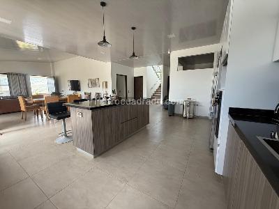 Casa de 4 alcobas en venta en La Buitrera, Cali, 1502 m² · foto 10 de 20