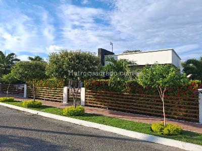 Casa de 3 alcobas en venta en Condominio Campestre Tierra Linda, Girardot, 172 m² · foto 2 de 20
