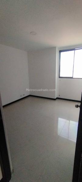 Exclusive 3BR Apartment with Modern Design in Loma De Los Gonzalez - 8