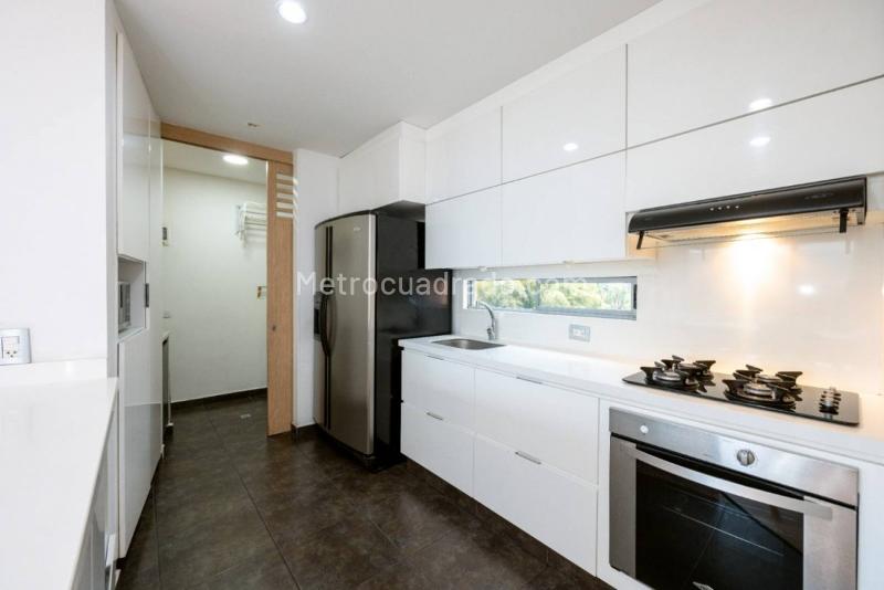 Furnished 3BR Apartment in Loma De Los Gonzalez - 3