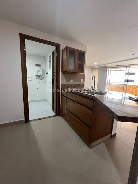 Modern 3BR Apartment in Sabaneta - 4