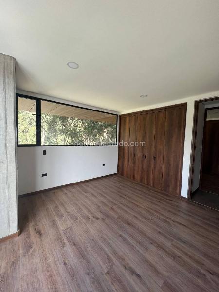 Apartamento de 2 Alcobas en Arriendo en Las Palmas (Unidad Cerrada) - 7