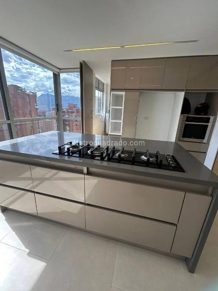 Luxury 3BR Apartment with Exclusive Amenities in Lalinde - 9