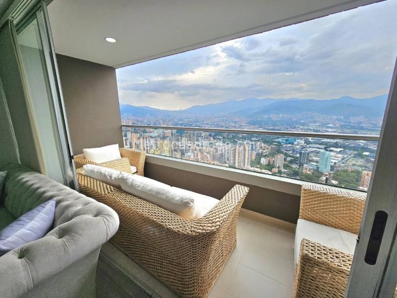 Apartamento Amplio de 3 Alcobas en Las Palmas