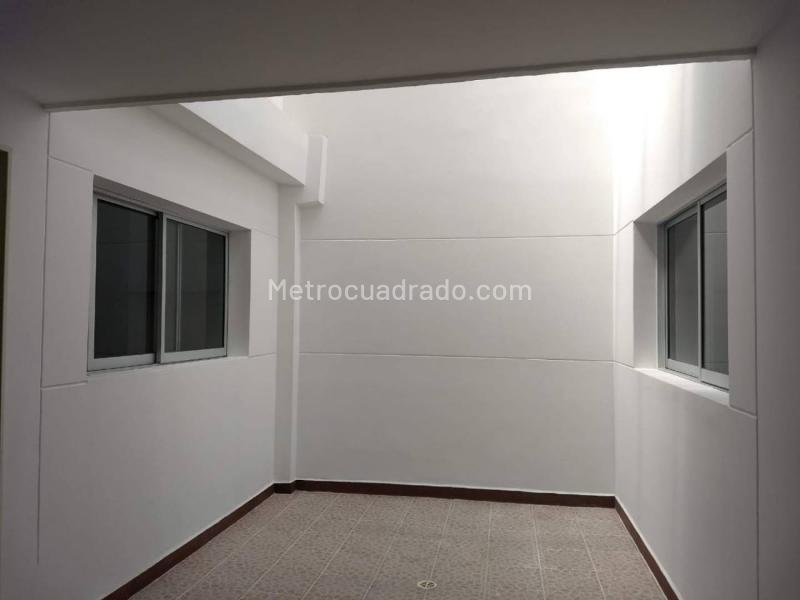 Versatile 5BR House in Almeria for Residential or Commercial Use - 4