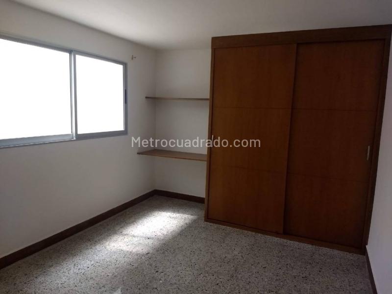 Versatile 5BR House in Almeria for Residential or Commercial Use - 6