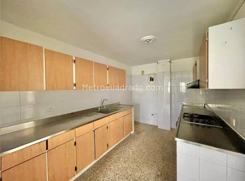 Spacious 3BR Apartment with Pool in Castropol - 5