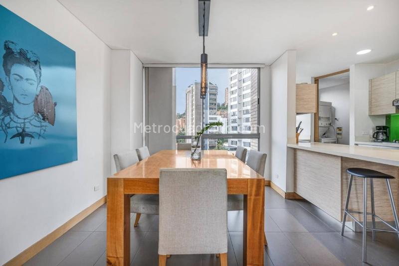 Spacious 2BR Apartment in Exclusive Lalinde - 9