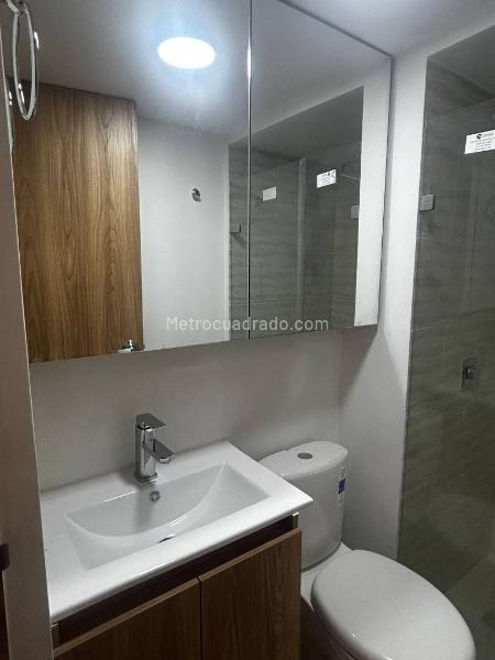 Comfortable 2BR Apartment in Aguacatala - 7