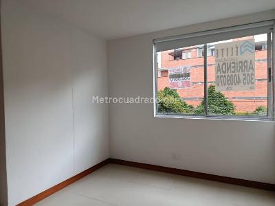 Apartamento en arriendo en El Esmeraldal, Envigado · foto 3 de 11