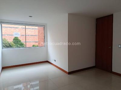 Apartamento en arriendo en El Esmeraldal, Envigado · foto 5 de 11
