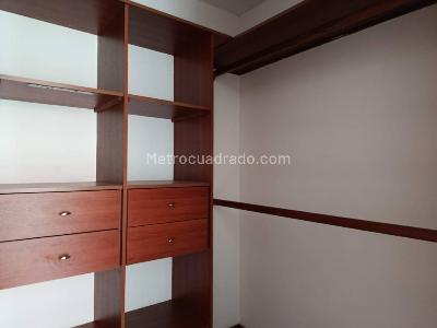 Apartamento en arriendo en El Esmeraldal, Envigado · foto 8 de 11