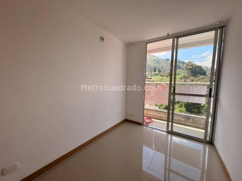 3BR Apartment in Las Antillas (70 m²) - 2