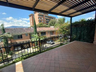 Casa de 3 alcobas en arriendo en Los Benedictinos, Envigado, 153 m² · foto 15 de 18