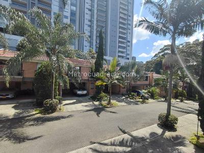 Casa en Arriendo, Los Benedictinos, Envigado en Envigado, de Propiedades Y Proyectos S.A.S.