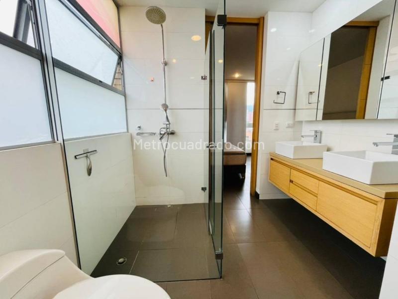 Comfortable 3BR Apartment in Lalinde - 6