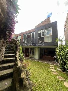 Casa de 4 alcobas en venta en Zuñiga, Envigado, 345 m² · foto 11 de 18