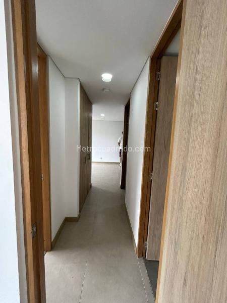 Amplio Apartamento de 2 Alcobas en Las Palmas - 4