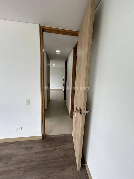 Amplio Apartamento de 2 Alcobas en Las Palmas - 5