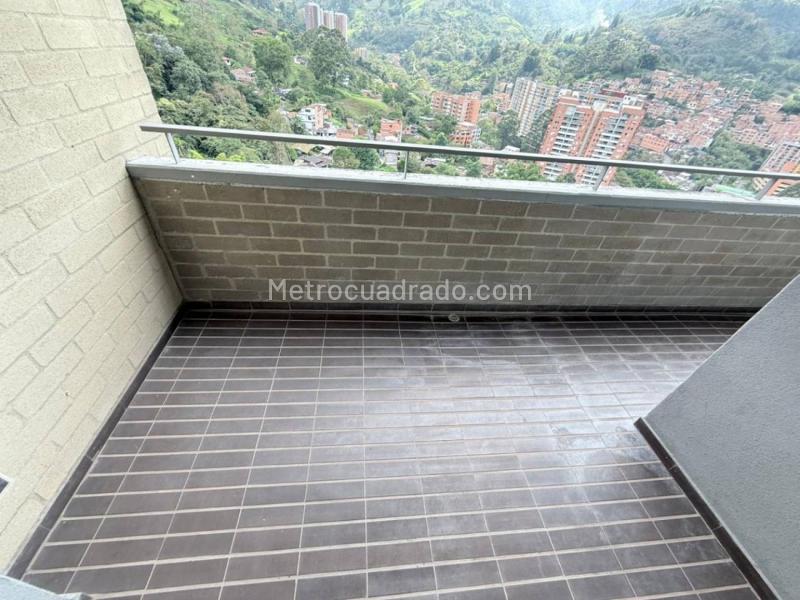 Apartamento en Arriendo, El Chingui, Envigado - 2