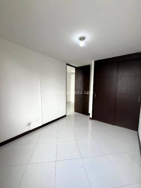 Apartamento de 3 Alcobas en La Loma del Indio con Piscina y Gimnasio - 7