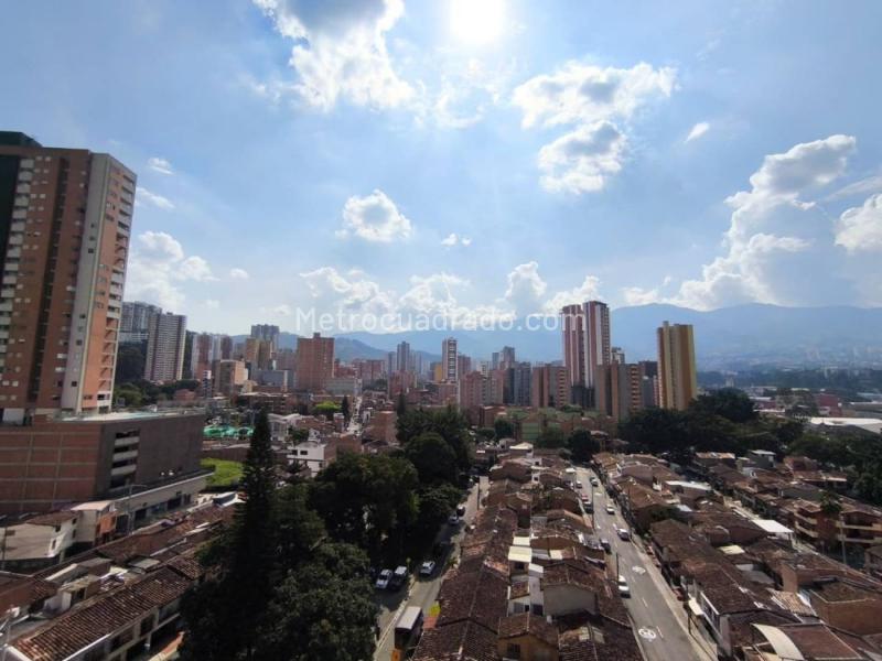 2BR Apartment in Restrepo Naranjo (60 m²) - 2