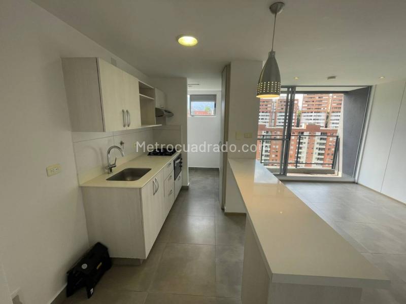 2BR Apartment in Loma Del Esmeraldal (65 m²)