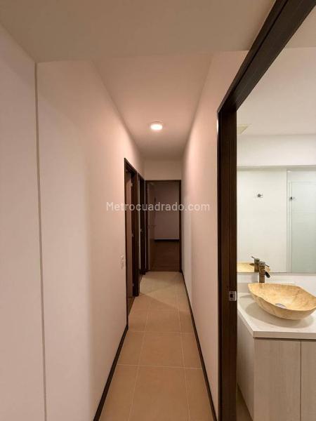 Spacious 3BR Apartment Near Sabaneta Landmarks - 8