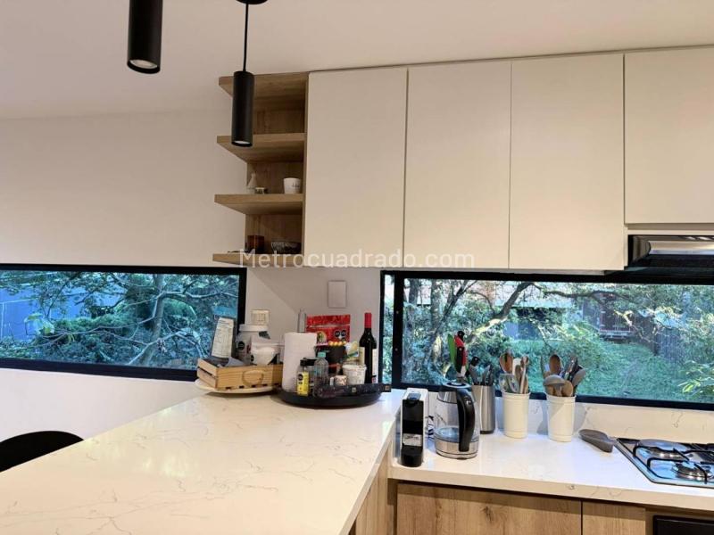 Apartamento Amoblado de 1 Alcoba con Cocina Moderna en Provenza - 7